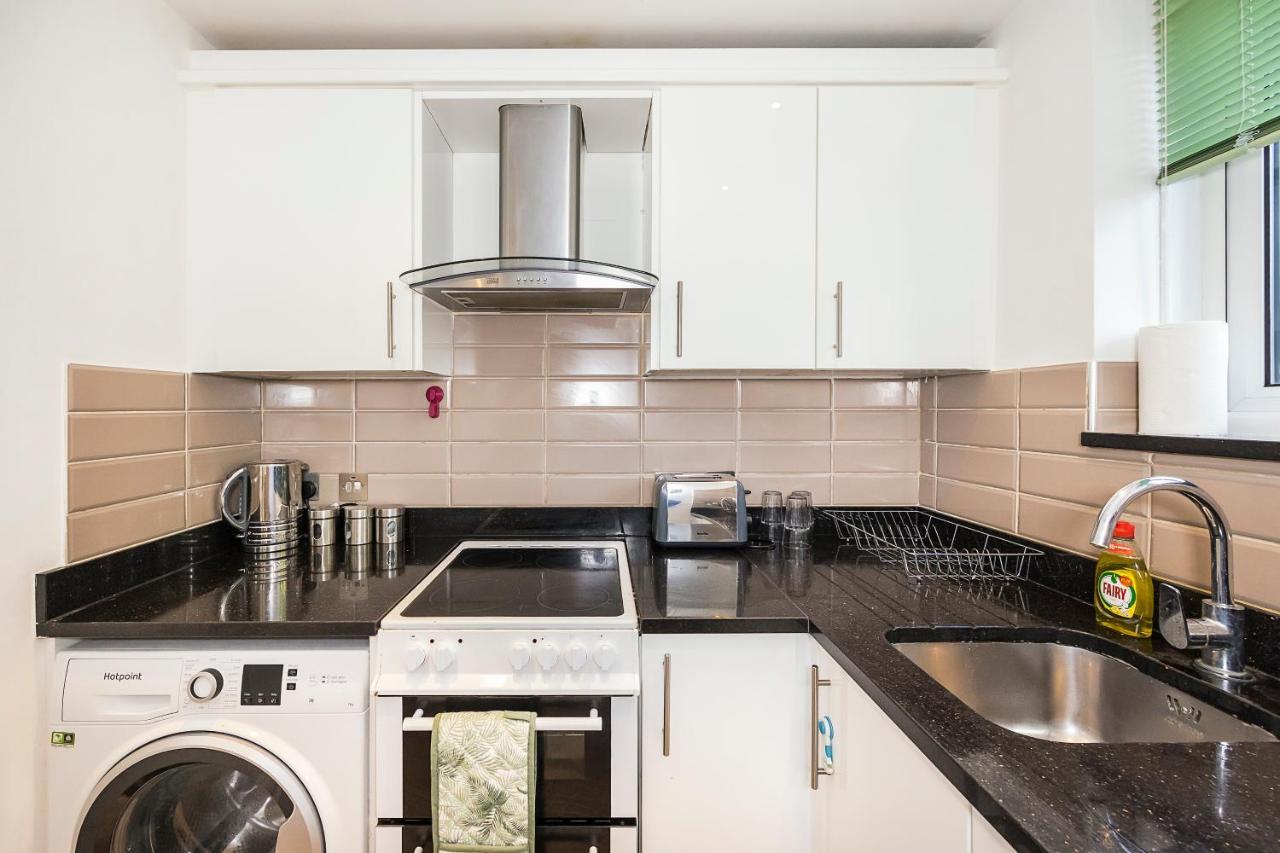 Affordable 1 Bed In Southwark Apartment ลอนดอน ภายนอก รูปภาพ